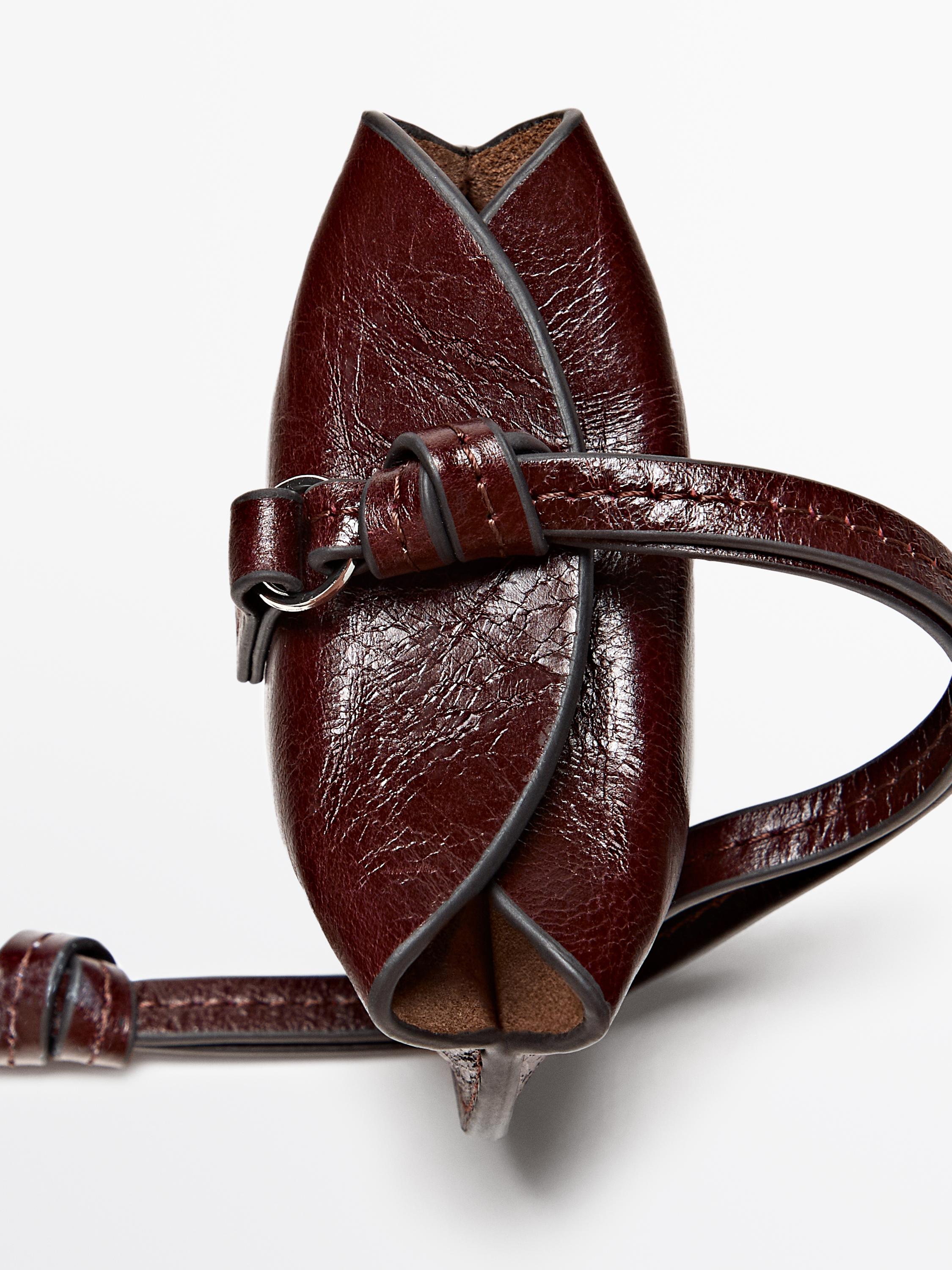 Étui pliable AirPods en cuir nappa